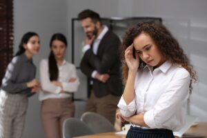isolement et la mise à l'écart