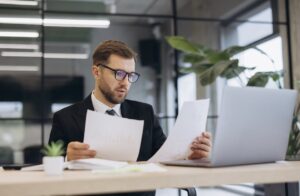 Revenir aux documents qui organisent la relation entre associés